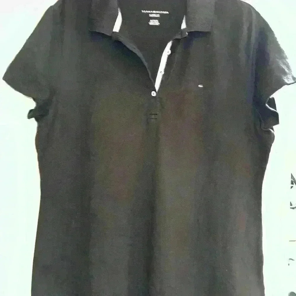 Black Tommy Hilfiger women’s top XL